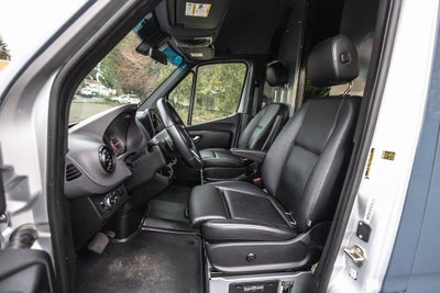 2019 Mercedes-Benz Sprinter 2500 Passenger 144 WB High Roof