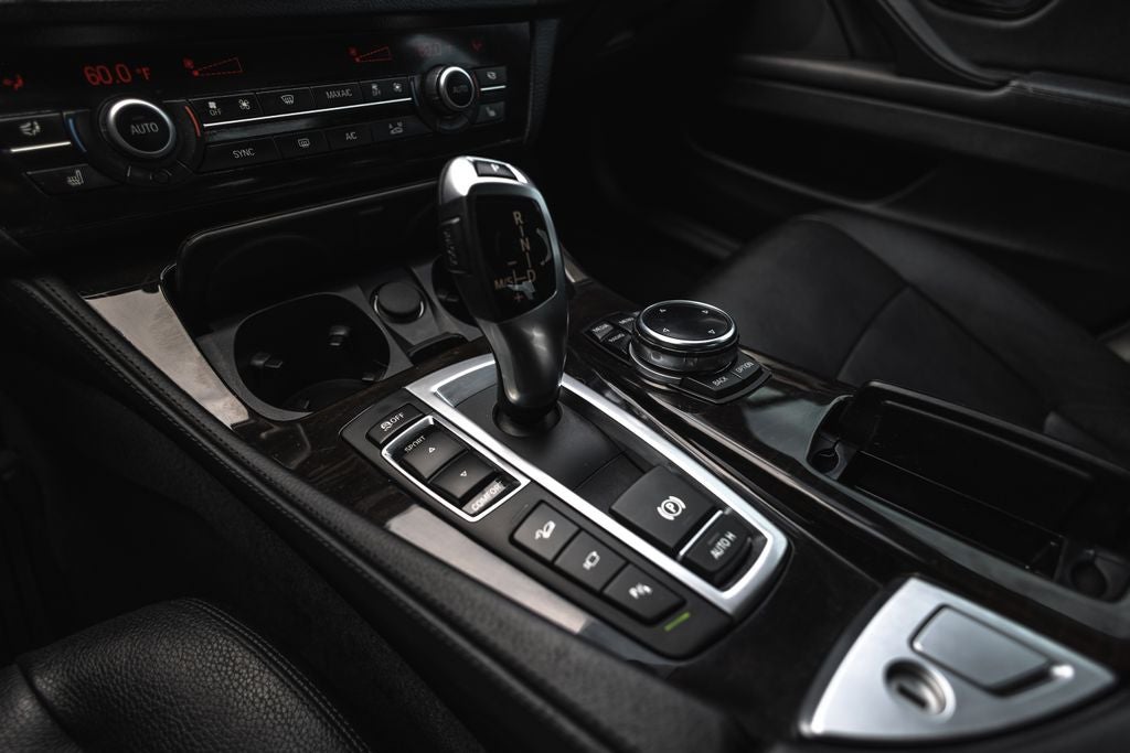 2015 BMW 5 Series 528i xDrive