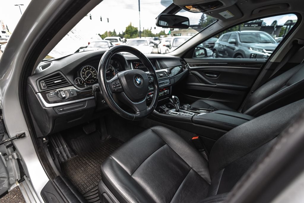 2015 BMW 5 Series 528i xDrive