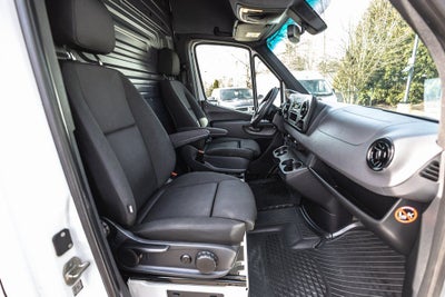 2019 Freightliner Sprinter 2500 High Roof