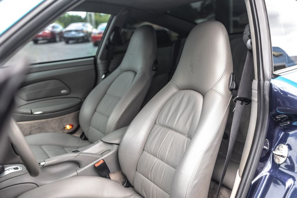 2003 Porsche 911 Carrera