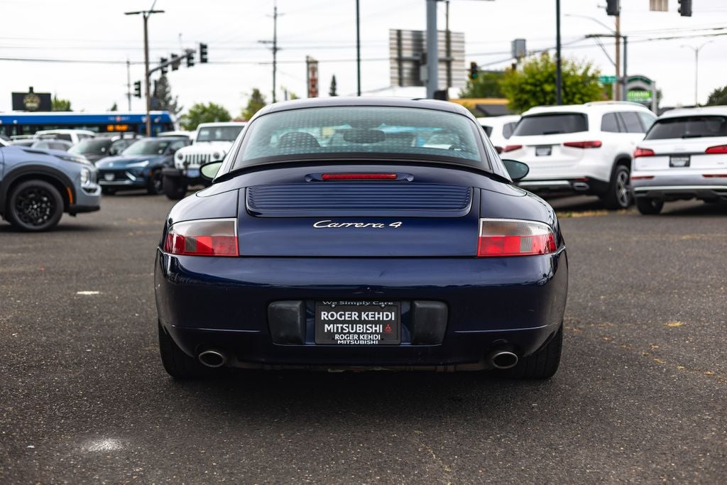 2001 Porsche 911 Carrera 4