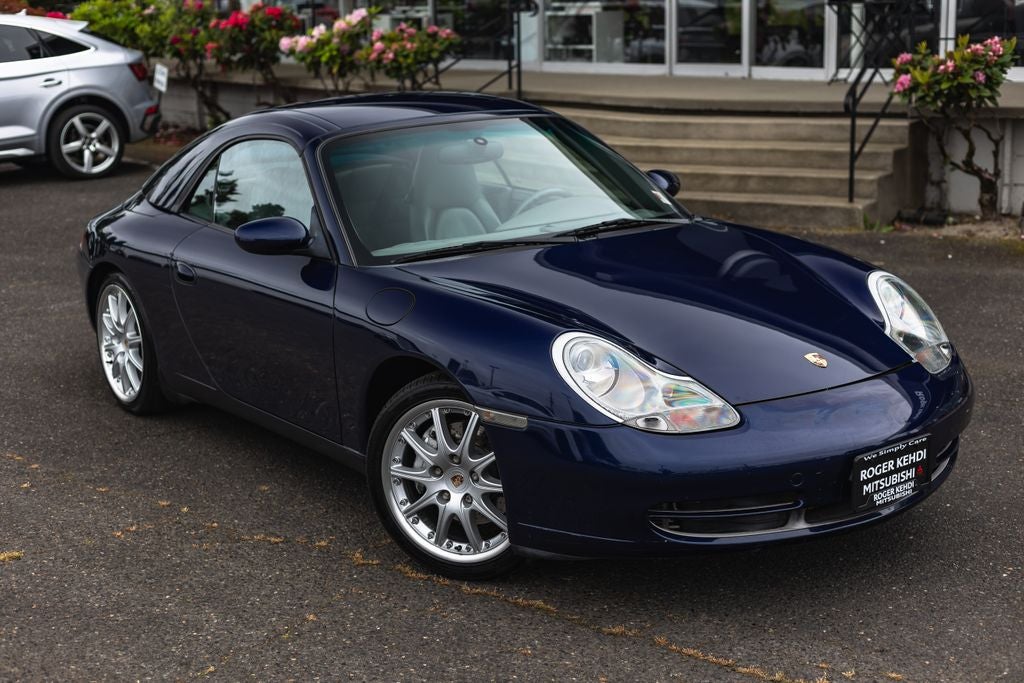 2001 Porsche 911 Carrera 4