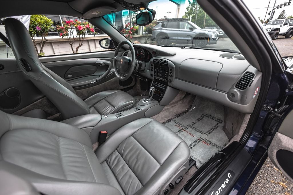 2001 Porsche 911 Carrera 4