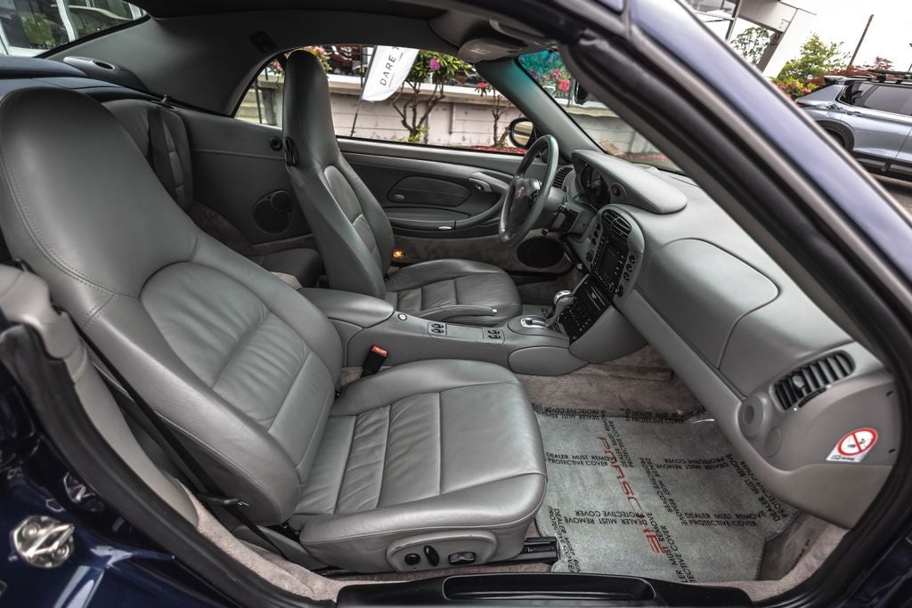 2001 Porsche 911 Carrera 4