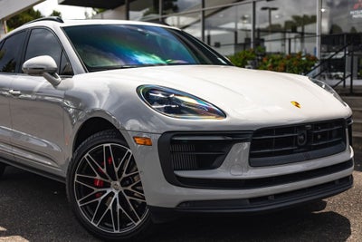 2022 Porsche Macan S