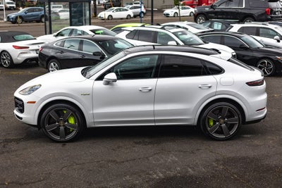 2023 Porsche Cayenne E-Hybrid Coupe Turbo S