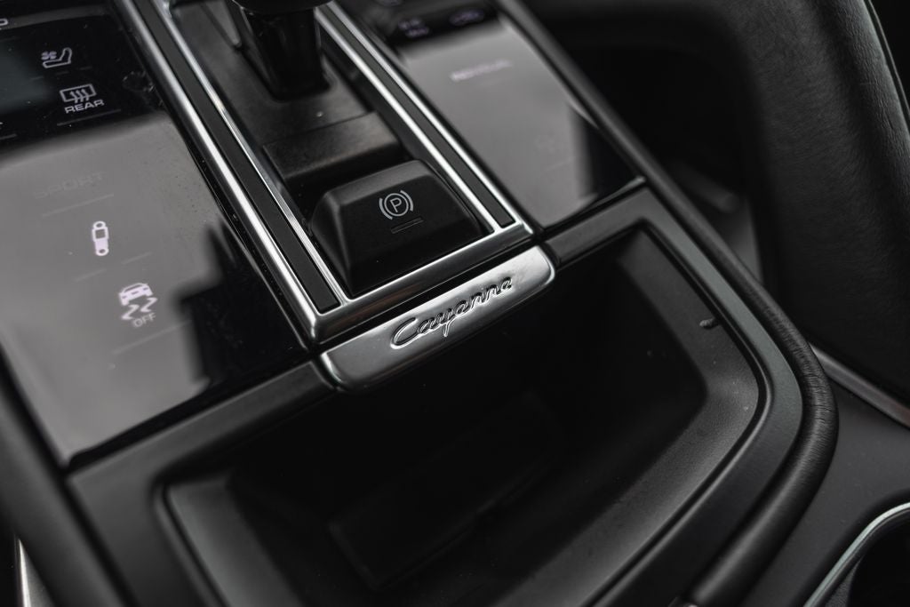 2023 Porsche Cayenne E-Hybrid Coupe Turbo S