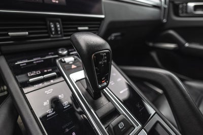 2023 Porsche Cayenne E-Hybrid Coupe Turbo S