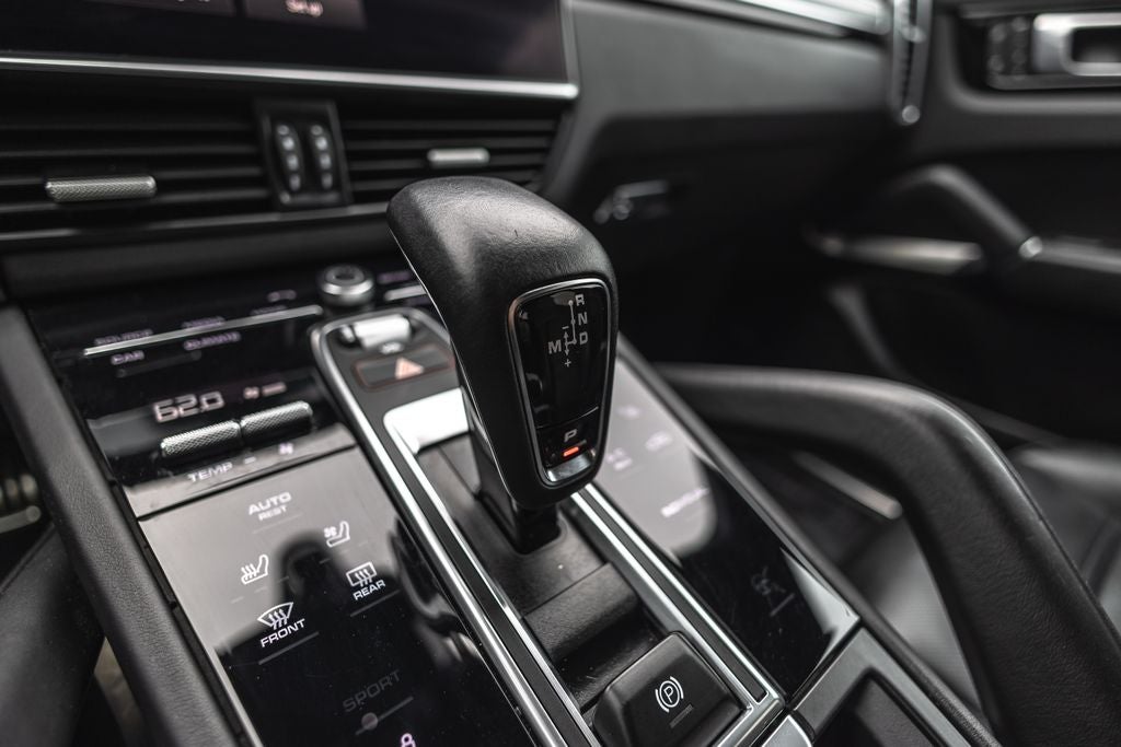 2023 Porsche Cayenne E-Hybrid Coupe Turbo S