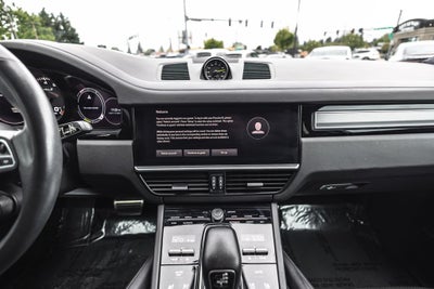 2023 Porsche Cayenne E-Hybrid Coupe Turbo S