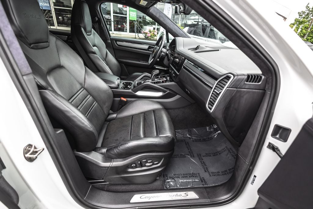 2023 Porsche Cayenne E-Hybrid Coupe Turbo S