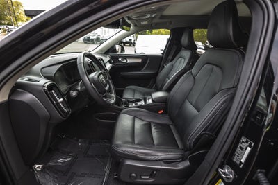 2019 Volvo XC40 Momentum