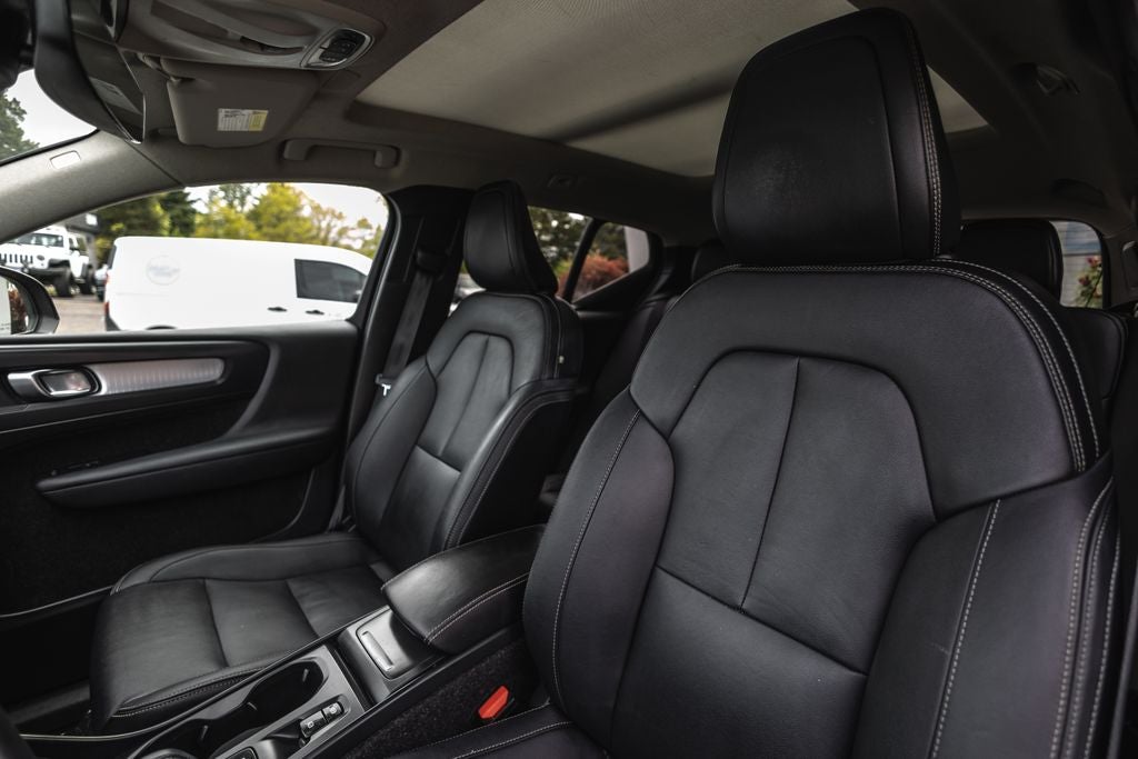 2019 Volvo XC40 Momentum