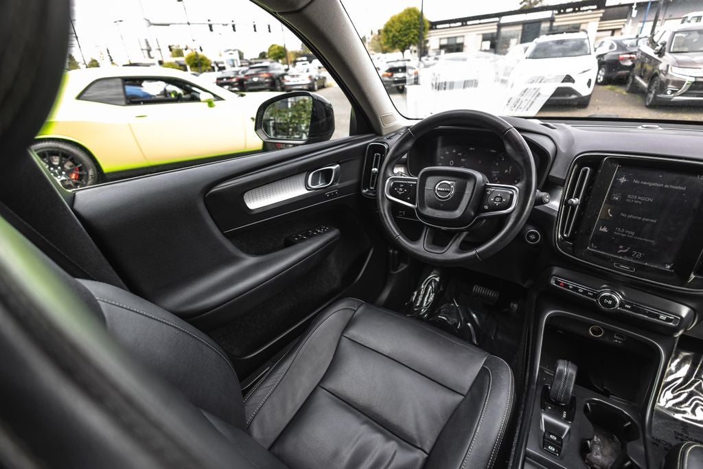 2019 Volvo XC40 Momentum
