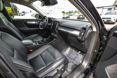 2019 Volvo XC40 Momentum