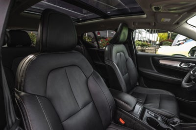 2019 Volvo XC40 Momentum