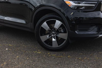 2019 Volvo XC40 Momentum