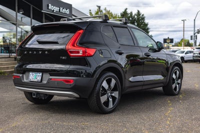 2019 Volvo XC40 Momentum