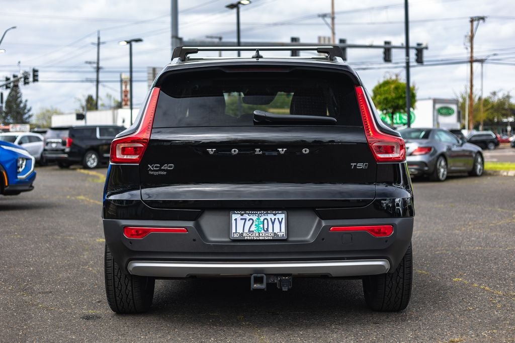 2019 Volvo XC40 Momentum