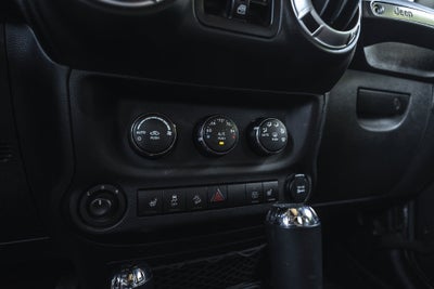 2017 Jeep Wrangler Unlimited Sahara 4x4