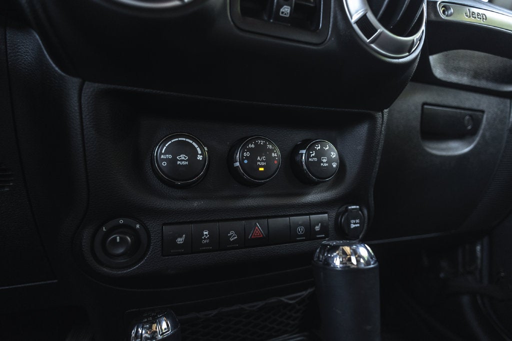 2017 Jeep Wrangler Unlimited Sahara 4x4
