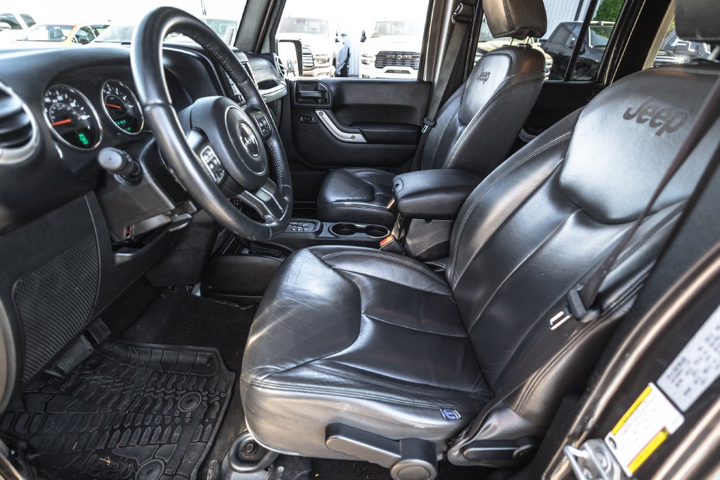 2017 Jeep Wrangler Unlimited Sahara 4x4