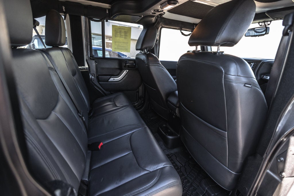 2017 Jeep Wrangler Unlimited Sahara 4x4