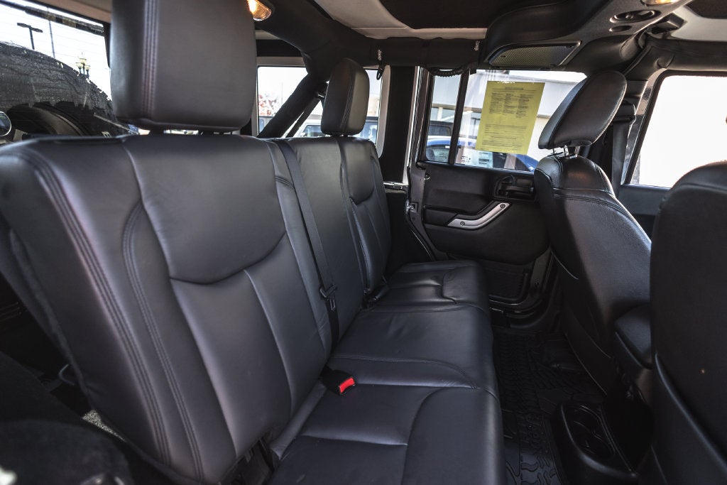 2017 Jeep Wrangler Unlimited Sahara 4x4