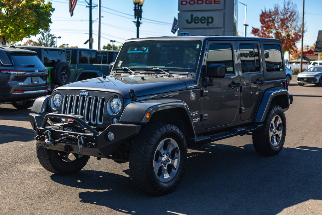 2017 Jeep Wrangler Unlimited Sahara 4x4