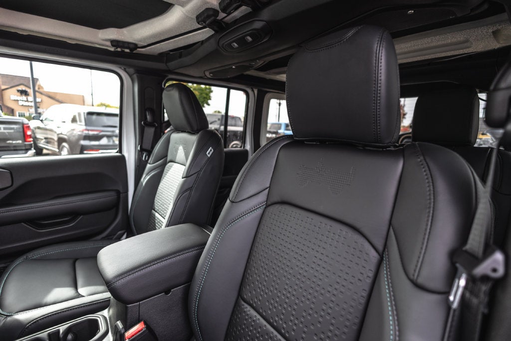 2027 Jeep Wrangler WRANGLER 4-DOOR REWIND