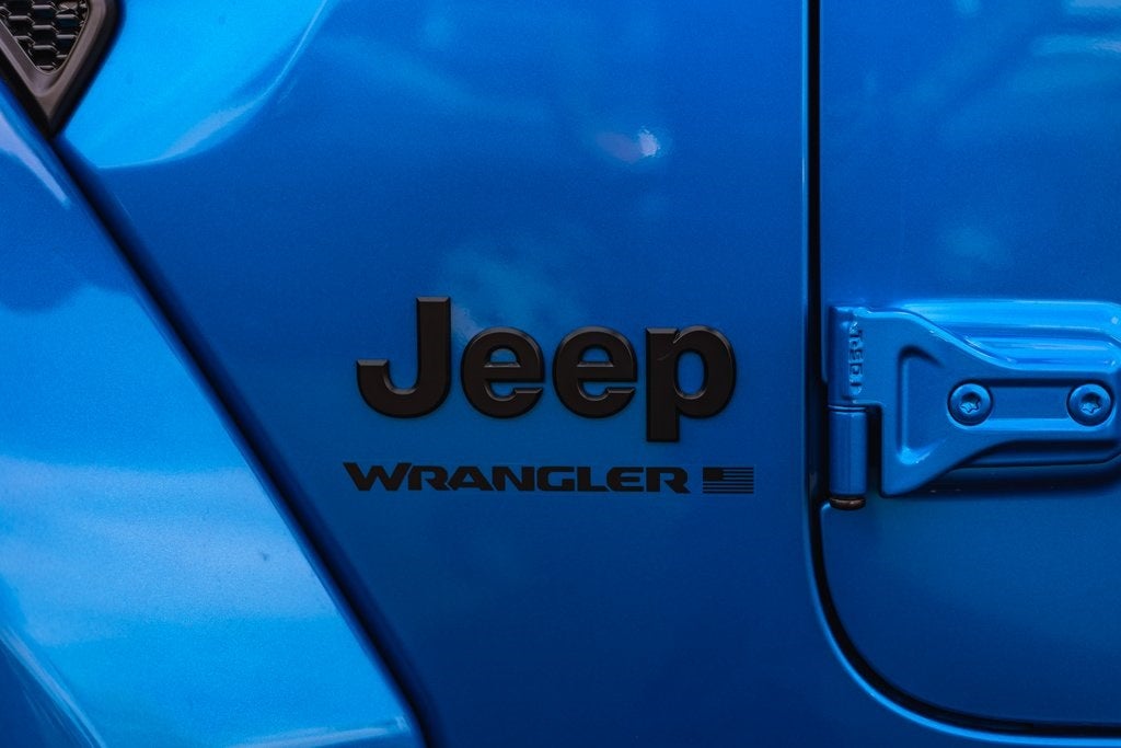 2025 Jeep Wrangler WRANGLER 4-DOOR SAHARA