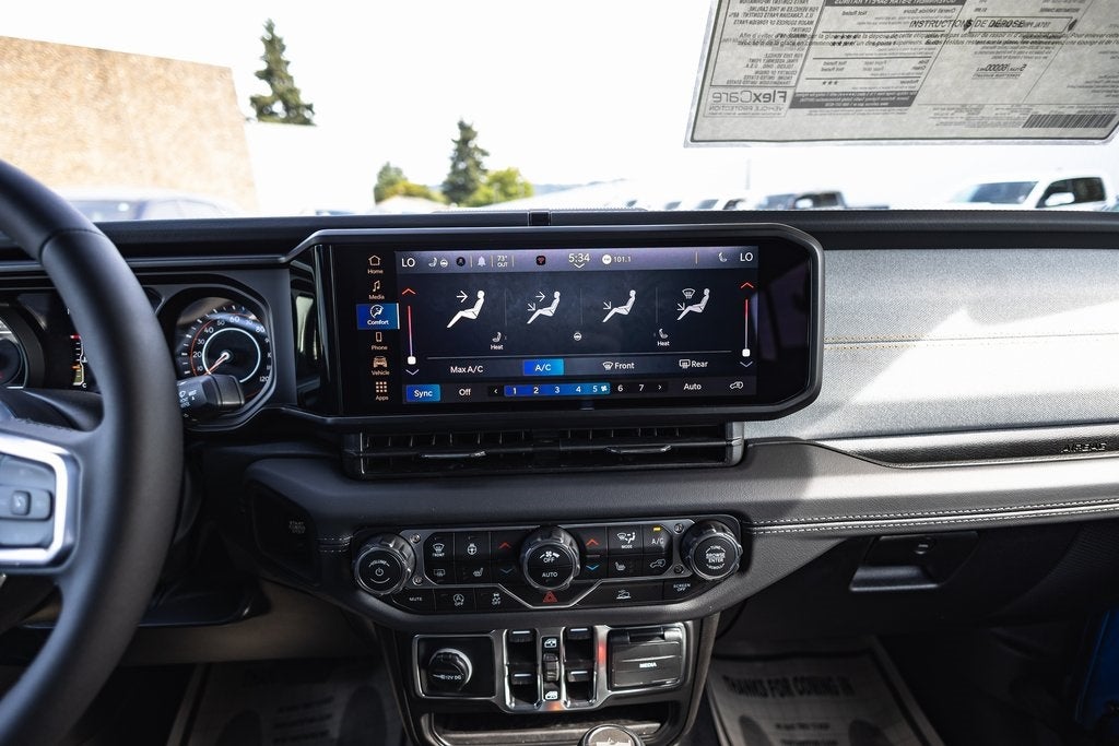 2025 Jeep Wrangler WRANGLER 4-DOOR SAHARA