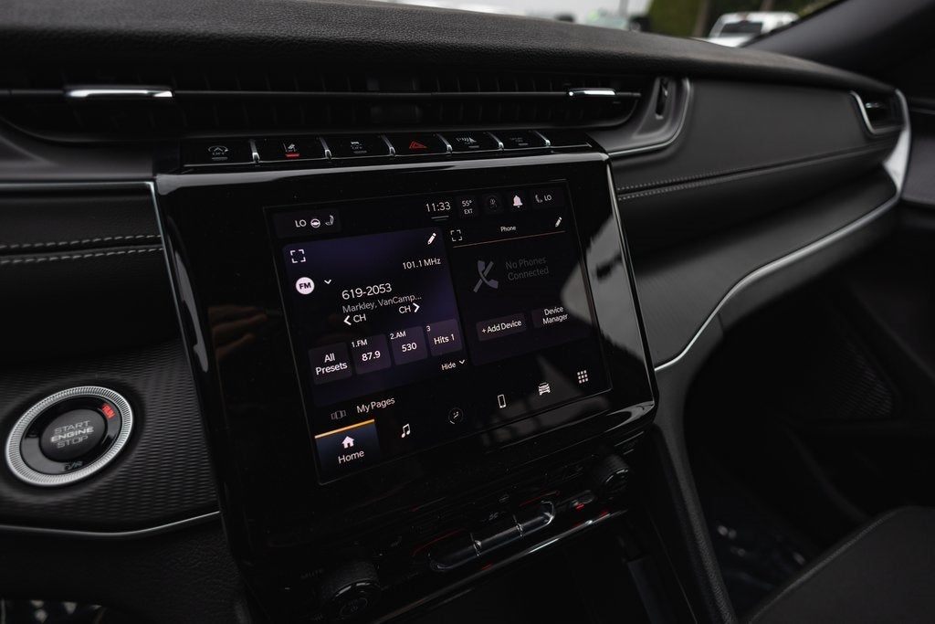 2025 Jeep Grand Cherokee GRAND CHEROKEE LAREDO X 4X4