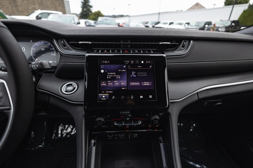 2025 Jeep Grand Cherokee GRAND CHEROKEE LAREDO X 4X4