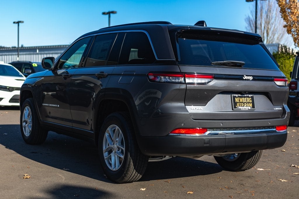 2025 Jeep Grand Cherokee GRAND CHEROKEE LAREDO X 4X4