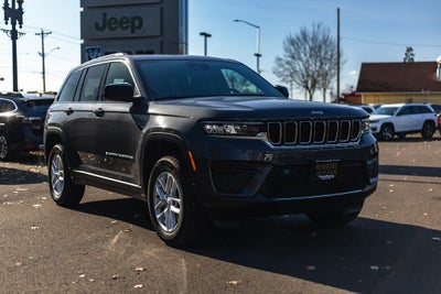 2025 Jeep Grand Cherokee GRAND CHEROKEE LAREDO X 4X4