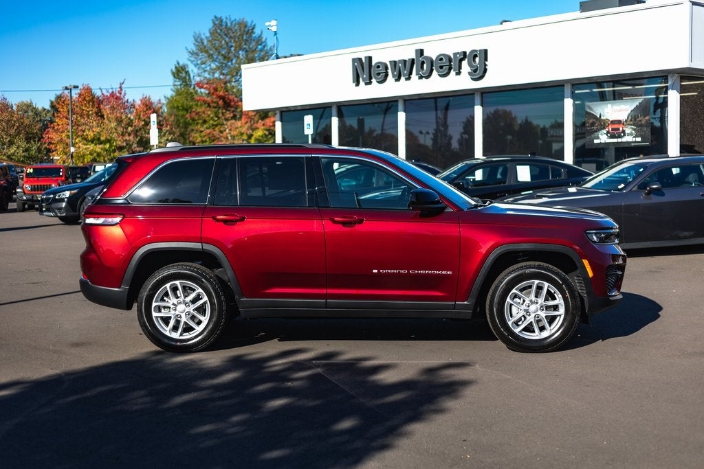 2025 Jeep Grand Cherokee GRAND CHEROKEE LAREDO X 4X4