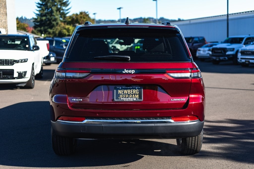 2025 Jeep Grand Cherokee GRAND CHEROKEE LAREDO X 4X4