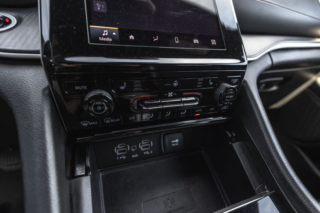 2024 Jeep Grand Cherokee L Altitude 4x4