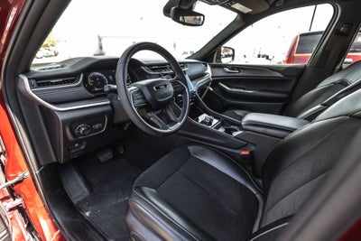 2024 Jeep Grand Cherokee L Altitude 4x4