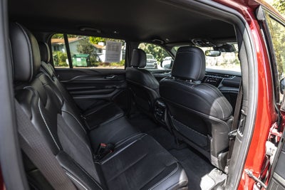 2024 Jeep Grand Cherokee L Altitude 4x4