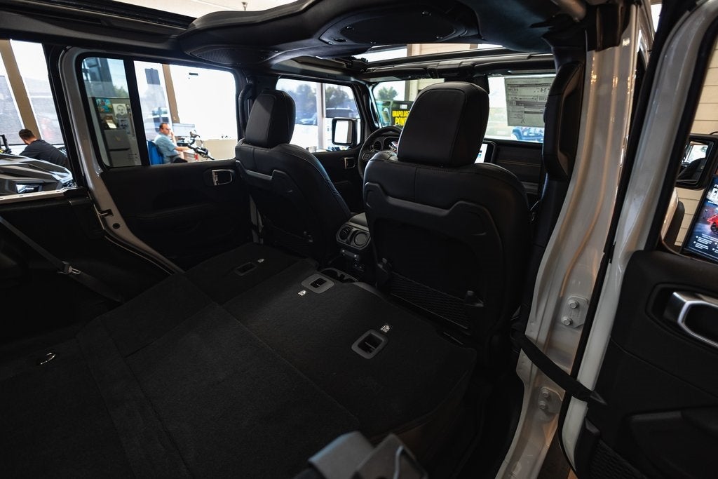 2025 Jeep Wrangler WRANGLER 4-DOOR RUBICON 392