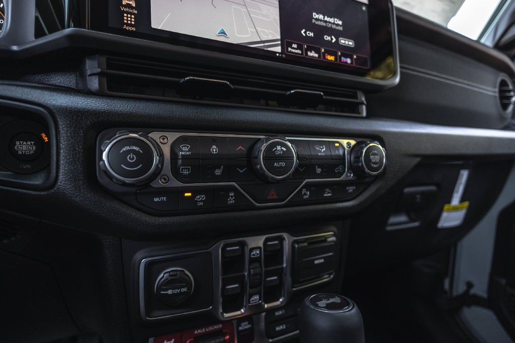 2027 Jeep Wrangler WRANGLER 4-DOOR MOAB