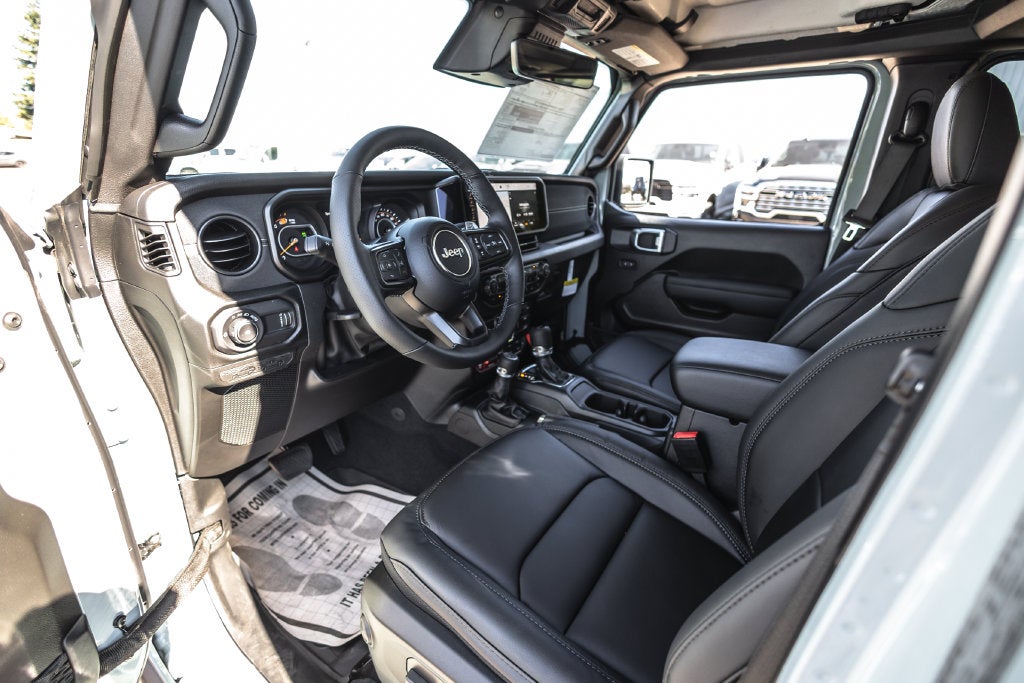 2027 Jeep Wrangler WRANGLER 4-DOOR MOAB