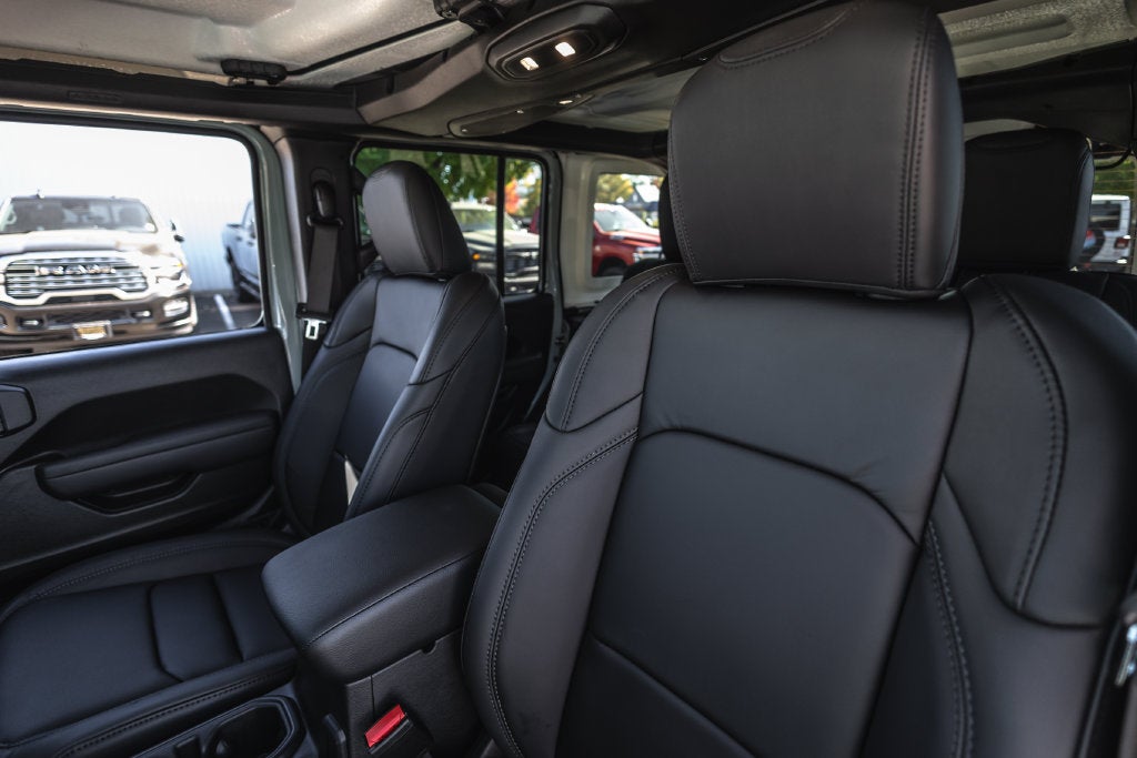 2027 Jeep Wrangler WRANGLER 4-DOOR MOAB