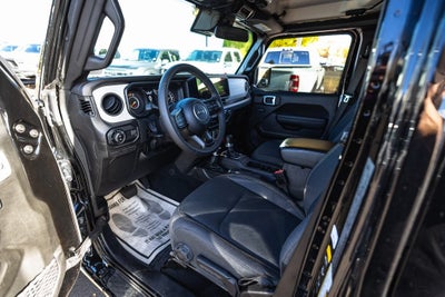 2024 Jeep Gladiator Sport S