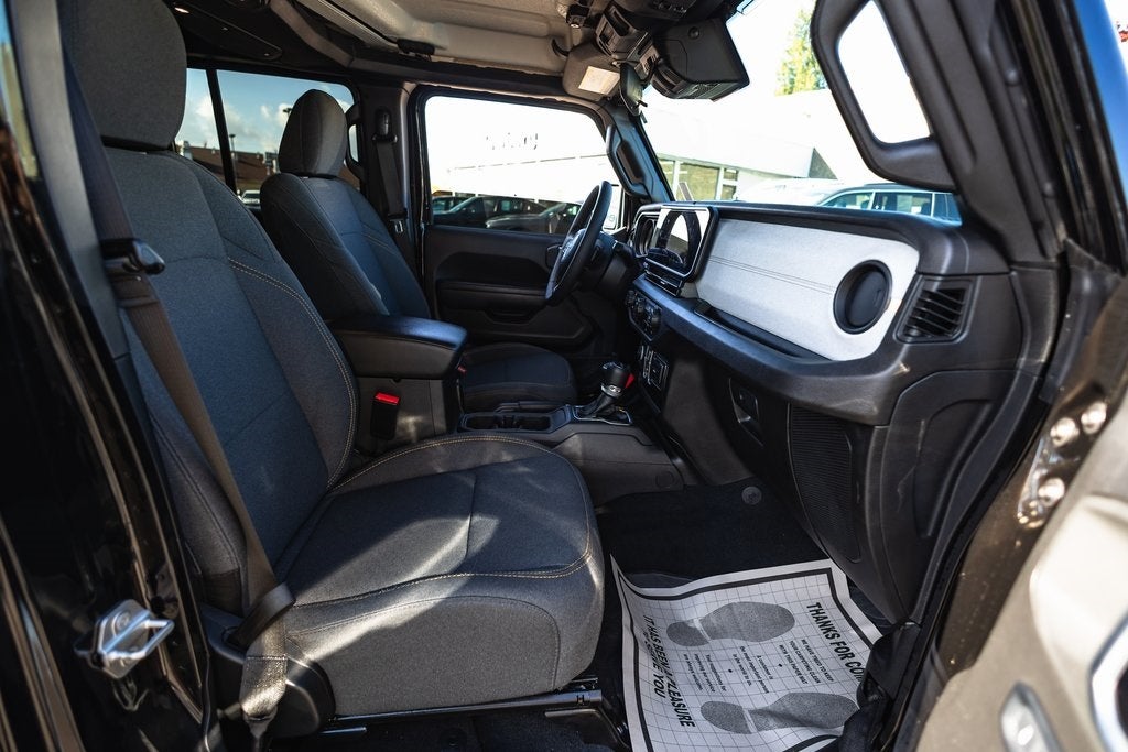 2024 Jeep Gladiator Sport S