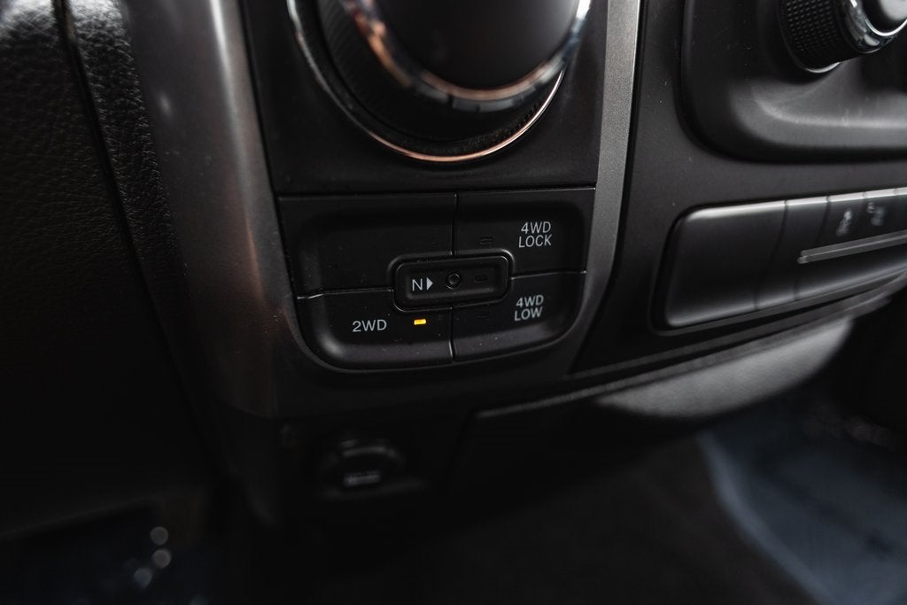 2024 RAM 1500 Classic Warlock Crew Cab 4x4 5'7' Box