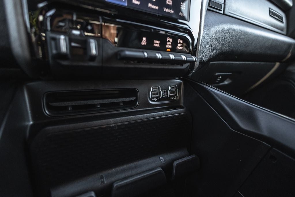 2024 RAM 1500 Big Horn Crew Cab 4x4 5'7' Box